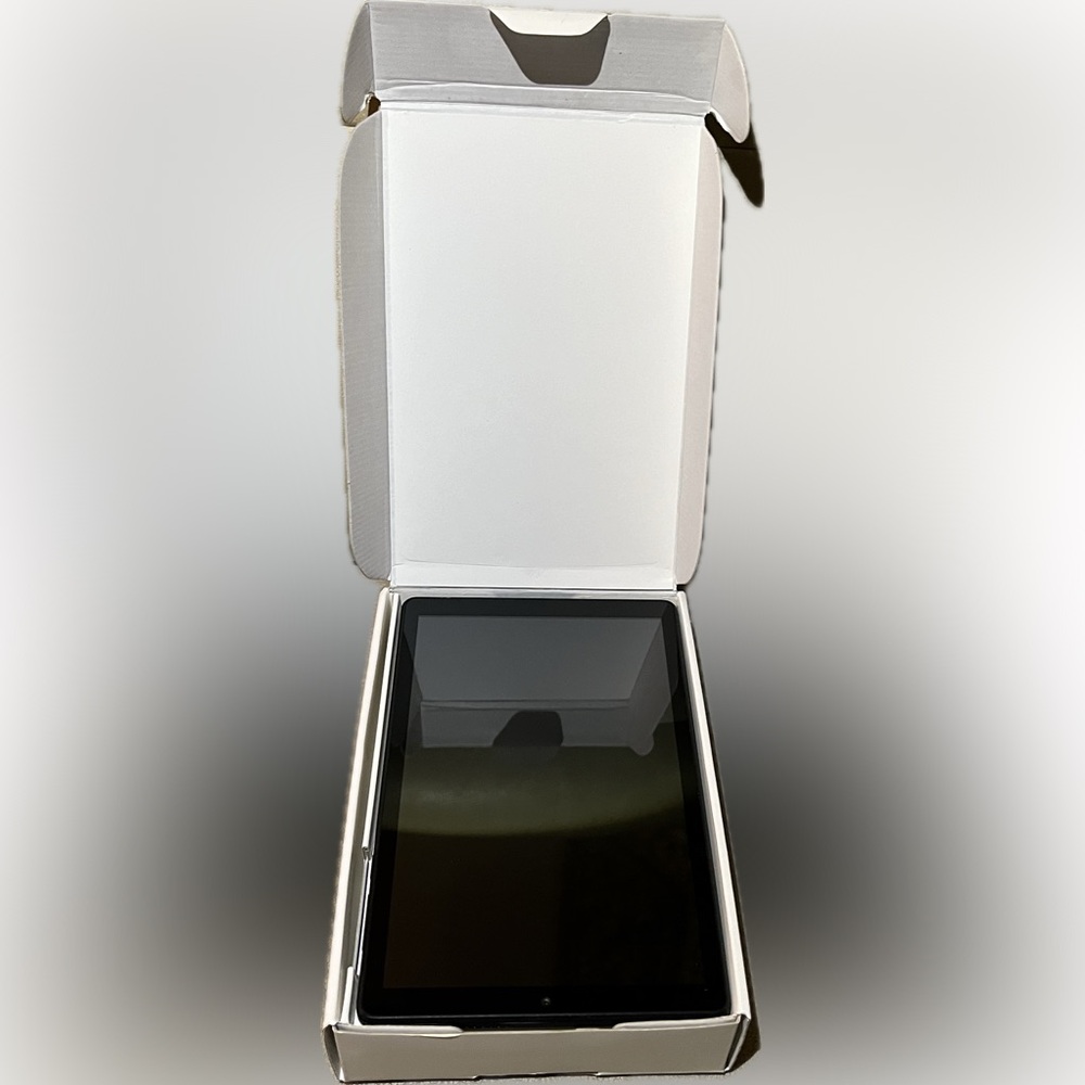 TCL TAB 8 Le 8 HD and X4 32 GB Can download any App - Picture 2 of 6